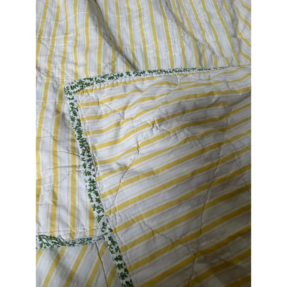 Vintage Quilt bedspread Coverlet Patchwork Botanical reversible white 78x78”